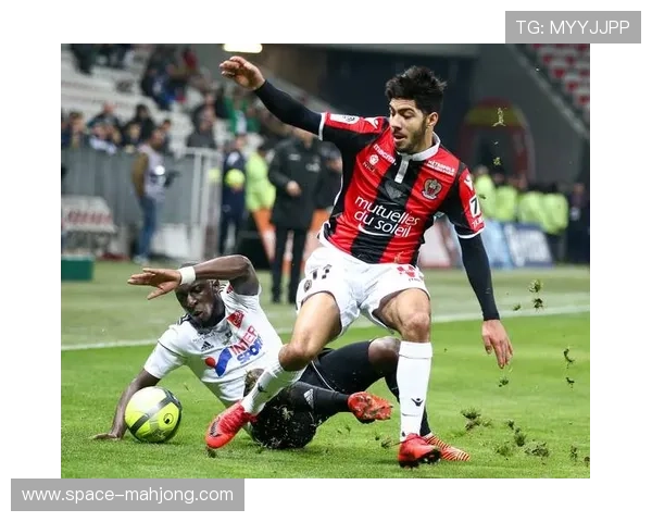 弗赖堡客场3-1击败尼斯,欧联小组赛稳居前列