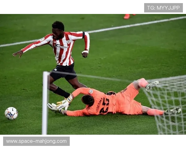 毕尔巴鄂竞技2-0轻取格拉纳达，纳瓦罗连续两轮破门